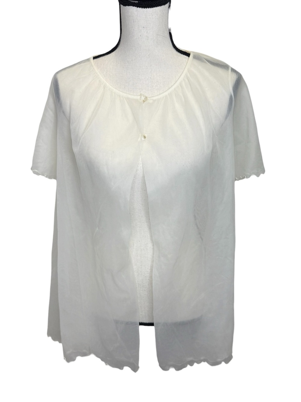 Vintage Chiffon Sheer Layered Off White Scalloped Shawl/Coverup Robe Size Medium